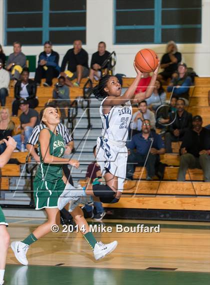 Thumbnail 2 in Santa Barbara vs Sierra Canyon (Santa Barbara Tournament of Champions) photogallery.