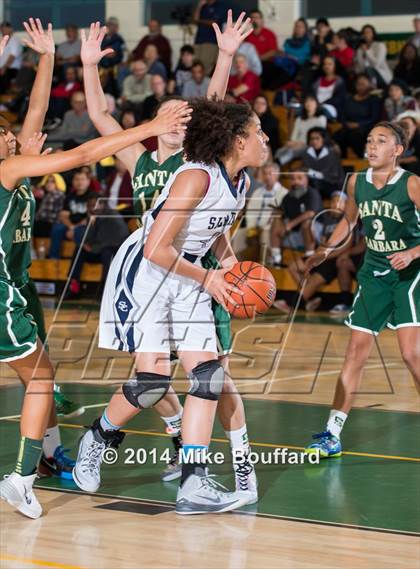 Thumbnail 3 in Santa Barbara vs Sierra Canyon (Santa Barbara Tournament of Champions) photogallery.