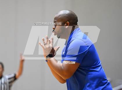 Thumbnail 2 in Bartlett vs. Newman (Allstate Sugar Bowl National Prep Classic) photogallery.