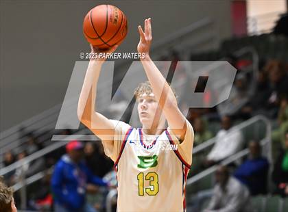 Thumbnail 2 in Bartlett vs. Newman (Allstate Sugar Bowl National Prep Classic) photogallery.