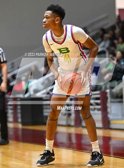Thumbnail 1 in Bartlett vs. Newman (Allstate Sugar Bowl National Prep Classic) photogallery.
