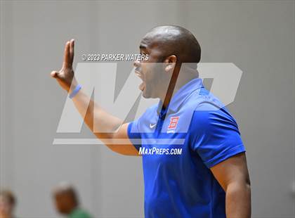 Thumbnail 3 in Bartlett vs. Newman (Allstate Sugar Bowl National Prep Classic) photogallery.