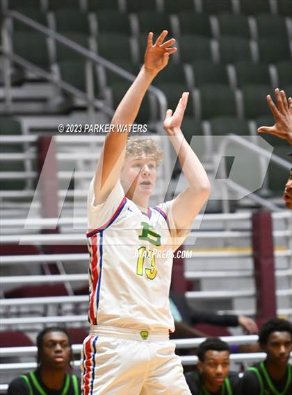 Thumbnail 3 in Bartlett vs. Newman (Allstate Sugar Bowl National Prep Classic) photogallery.