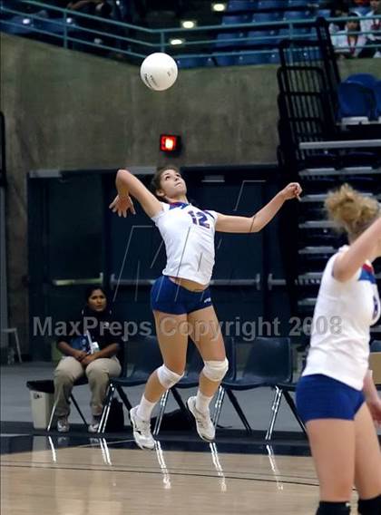 Thumbnail 1 in Christian Brothers vs. Santa Fe Christian (CIF State D4 Final) photogallery.