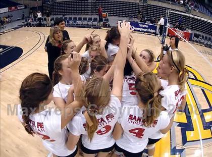 Thumbnail 1 in Christian Brothers vs. Santa Fe Christian (CIF State D4 Final) photogallery.