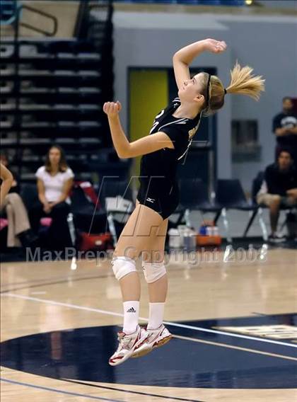 Thumbnail 2 in Christian Brothers vs. Santa Fe Christian (CIF State D4 Final) photogallery.