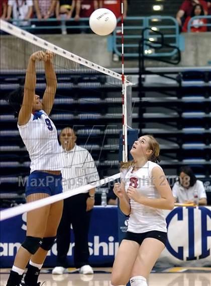 Thumbnail 3 in Christian Brothers vs. Santa Fe Christian (CIF State D4 Final) photogallery.