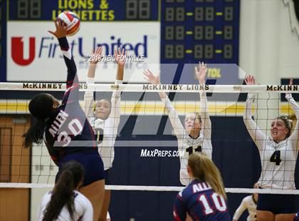 Thumbnail 3 in Allen @ McKinney photogallery.