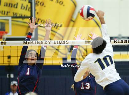 Thumbnail 3 in Allen @ McKinney photogallery.