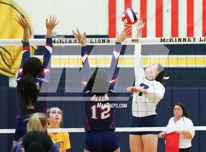 Thumbnail 2 in Allen @ McKinney photogallery.