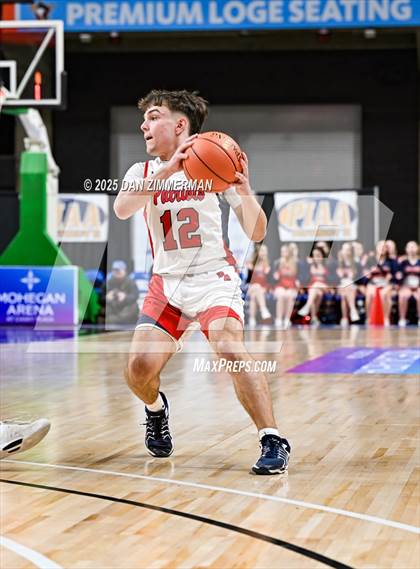 Thumbnail 3 in Abington Heights vs Pittston (PIAA District 2 Class 5A Final) photogallery.