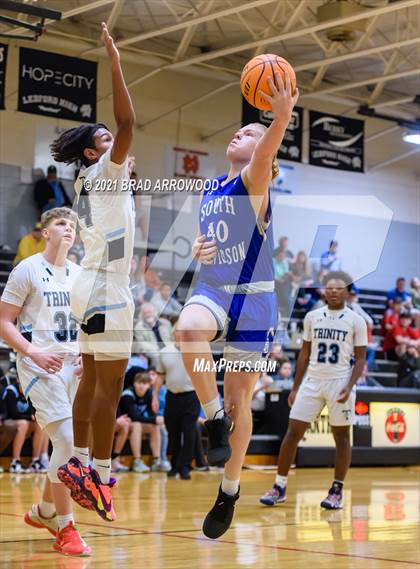 Thumbnail 1 in South Davidson vs Trinity (Davidson-Randolph Christmas Classic) photogallery.