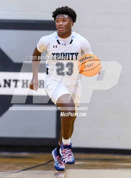 Thumbnail 2 in South Davidson vs Trinity (Davidson-Randolph Christmas Classic) photogallery.