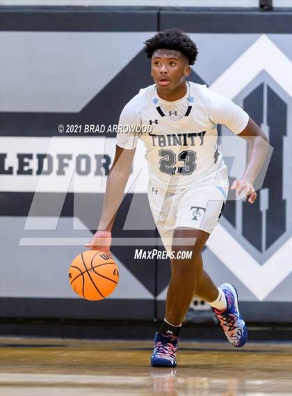 Thumbnail 2 in South Davidson vs Trinity (Davidson-Randolph Christmas Classic) photogallery.