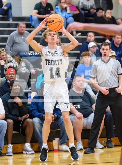Thumbnail 1 in South Davidson vs Trinity (Davidson-Randolph Christmas Classic) photogallery.