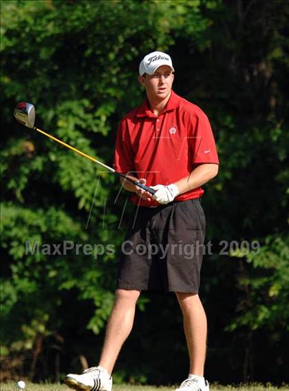 Thumbnail 1 in NCHSAA Championships (3A - Day 2) photogallery.