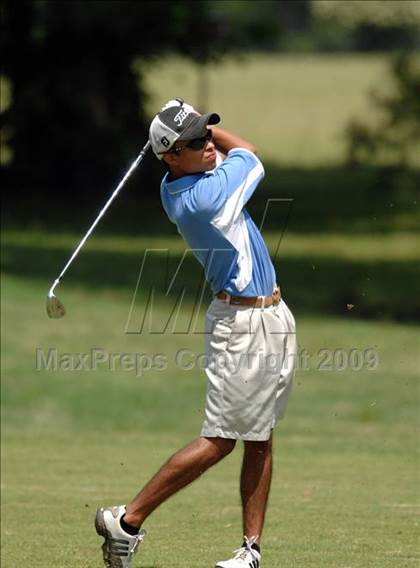 Thumbnail 1 in NCHSAA Championships (3A - Day 2) photogallery.