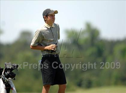 Thumbnail 1 in NCHSAA Championships (3A - Day 2) photogallery.