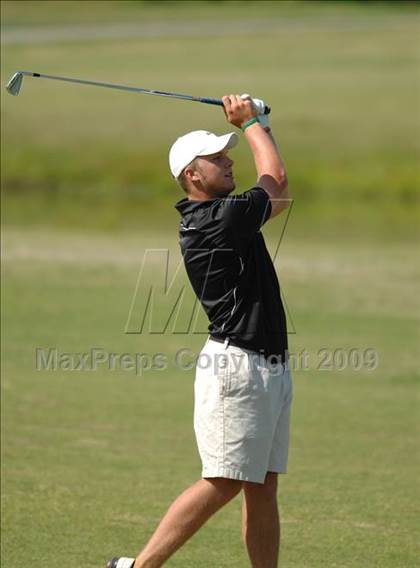 Thumbnail 1 in NCHSAA Championships (3A - Day 2) photogallery.