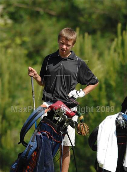 Thumbnail 2 in NCHSAA Championships (3A - Day 2) photogallery.