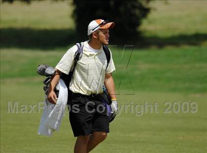 Thumbnail 1 in NCHSAA Championships (3A - Day 2) photogallery.