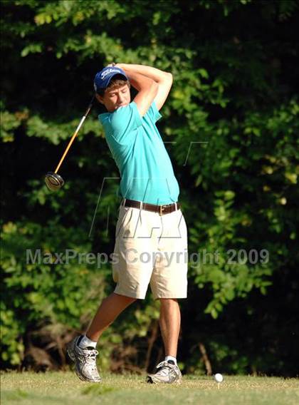 Thumbnail 1 in NCHSAA Championships (3A - Day 2) photogallery.
