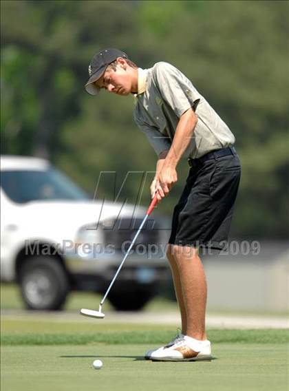 Thumbnail 1 in NCHSAA Championships (3A - Day 2) photogallery.