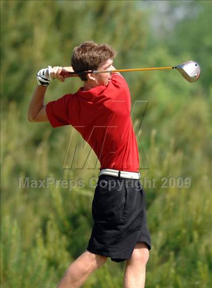 Thumbnail 1 in NCHSAA Championships (3A - Day 2) photogallery.