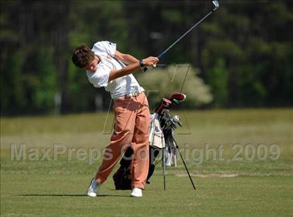 Thumbnail 1 in NCHSAA Championships (3A - Day 2) photogallery.