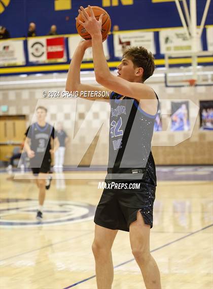 Thumbnail 3 in Thunder Ridge vs. Borah photogallery.