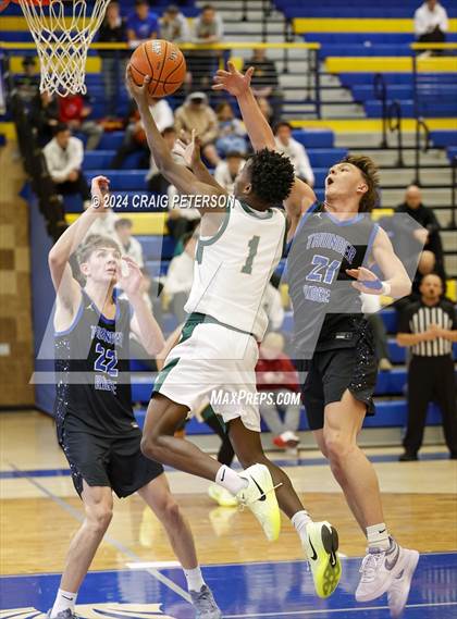 Thumbnail 3 in Thunder Ridge vs. Borah photogallery.