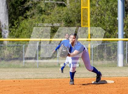 Thumbnail 2 in St. Pauls vs. Fairmont (Robeson County Slugfest) photogallery.