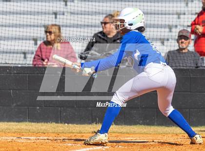 Thumbnail 1 in St. Pauls vs. Fairmont (Robeson County Slugfest) photogallery.