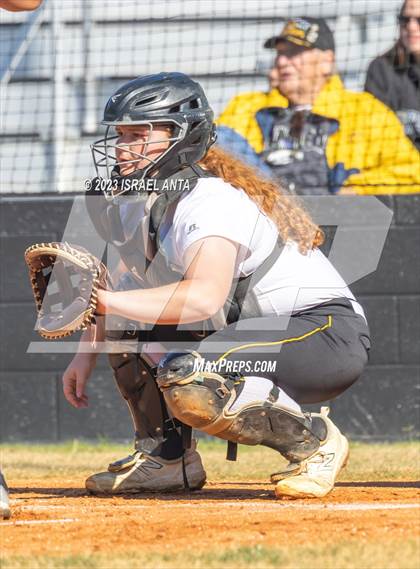 Thumbnail 3 in St. Pauls vs. Fairmont (Robeson County Slugfest) photogallery.