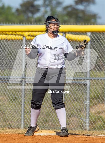 Thumbnail 3 in St. Pauls vs. Fairmont (Robeson County Slugfest) photogallery.