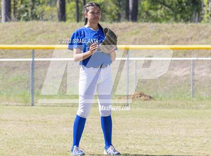 Thumbnail 2 in St. Pauls vs. Fairmont (Robeson County Slugfest) photogallery.