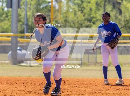 Thumbnail 1 in St. Pauls vs. Fairmont (Robeson County Slugfest) photogallery.