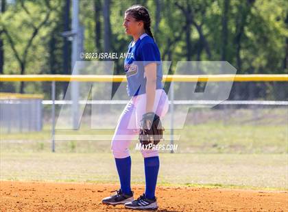 Thumbnail 1 in St. Pauls vs. Fairmont (Robeson County Slugfest) photogallery.