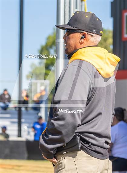 Thumbnail 1 in St. Pauls vs. Fairmont (Robeson County Slugfest) photogallery.