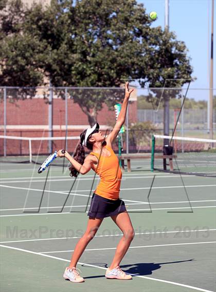 Thumbnail 3 in United @ Uvalde photogallery.