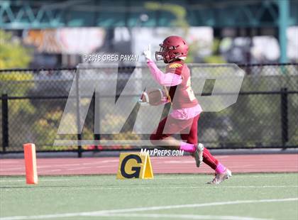 Thumbnail 2 in Chaminade vs. Cardinal Hayes photogallery.