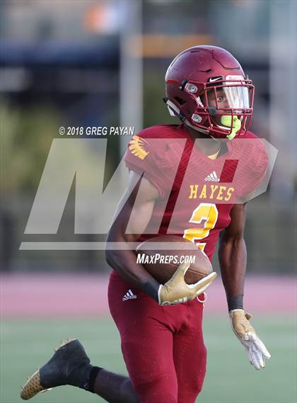Thumbnail 3 in Chaminade vs. Cardinal Hayes photogallery.