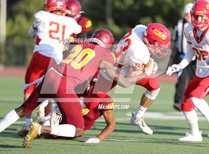 Thumbnail 2 in Chaminade vs. Cardinal Hayes photogallery.