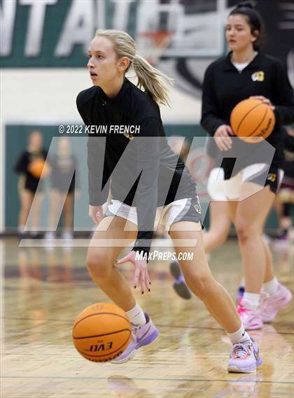Thumbnail 3 in Shadow Ridge vs Gilbert (Mountain Ridge Invitational) photogallery.