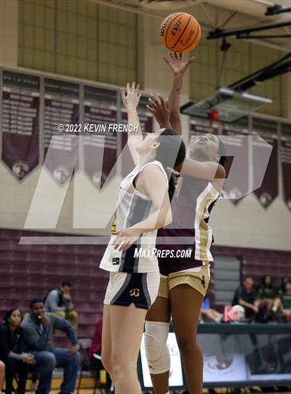 Thumbnail 3 in Shadow Ridge vs Gilbert (Mountain Ridge Invitational) photogallery.