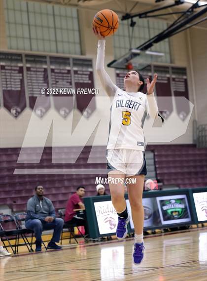 Thumbnail 1 in Shadow Ridge vs Gilbert (Mountain Ridge Invitational) photogallery.