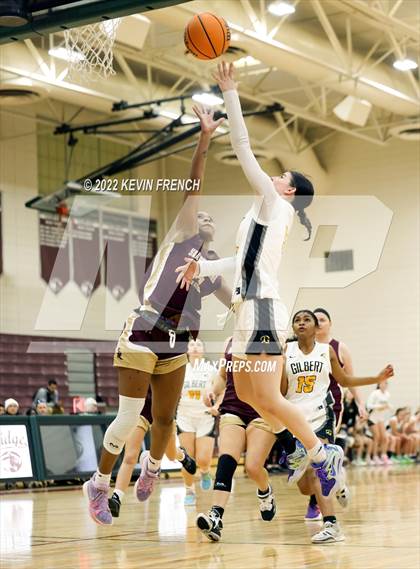 Thumbnail 2 in Shadow Ridge vs Gilbert (Mountain Ridge Invitational) photogallery.