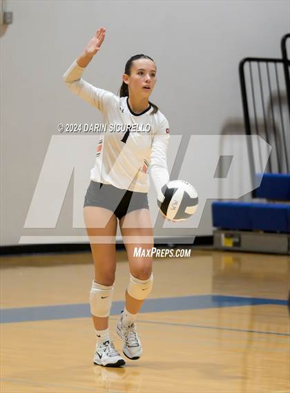 Thumbnail 3 in Corona del Sol vs. Highland (Westwood Tournament - Final) photogallery.