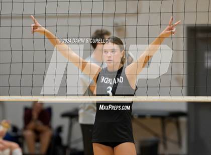 Thumbnail 1 in Corona del Sol vs. Highland (Westwood Tournament - Final) photogallery.