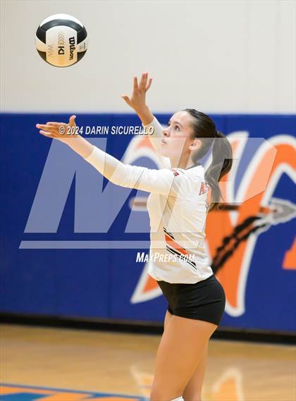 Thumbnail 1 in Corona del Sol vs. Highland (Westwood Tournament - Final) photogallery.